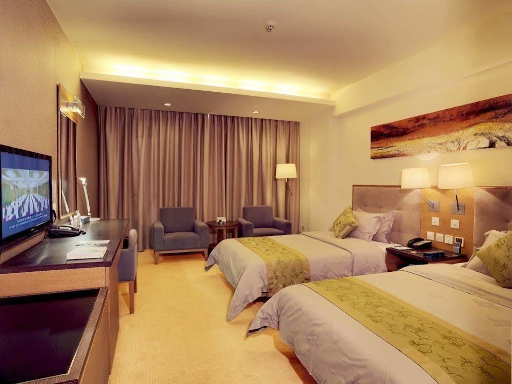Shenzhen Longgang Rivan Hotel Exterior photo